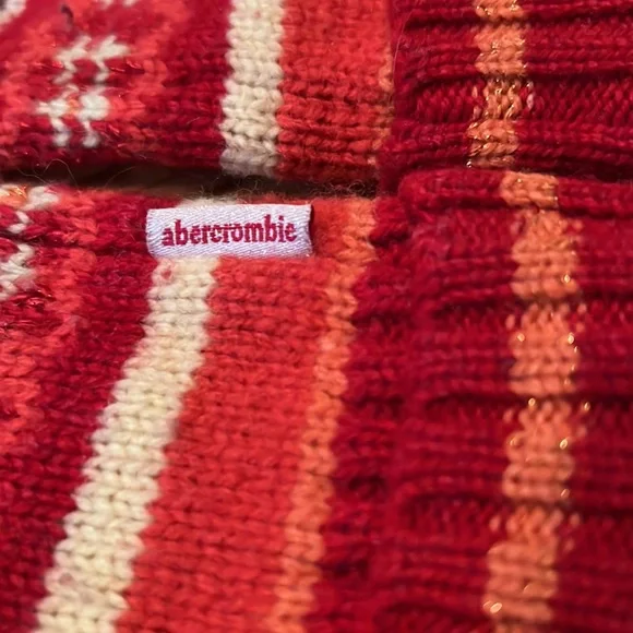 Abercrombie Knit Mittens - Picture 3 of 4